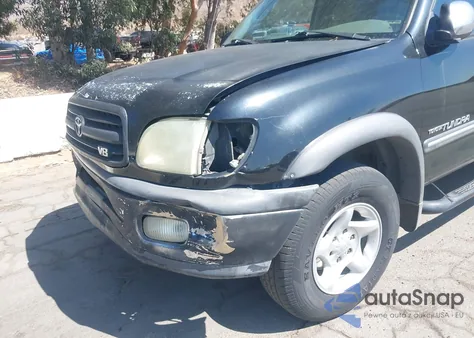 2002 Toyota Tundra Sr5 V8 из США, поврежденный, VIN 5TBRT34152S229818